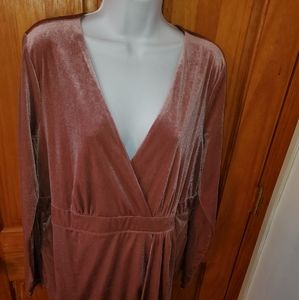 NEW Plus size mini dress